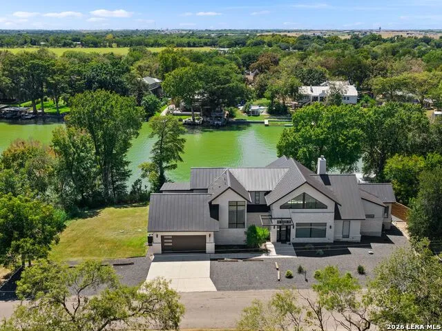 230 Turtle Ln Seguin, TX 78155