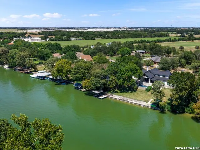 230 Turtle Ln Seguin, TX 78155