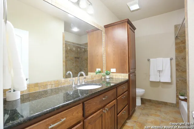 12302 Calvert Helotes, TX 78023