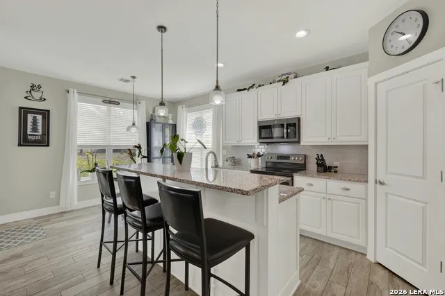 1720 ROCKY RIDGE LOOP Canyon Lake, TX 78133