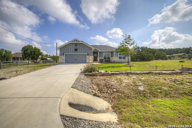 1720 ROCKY RIDGE LOOP Canyon Lake, TX 78133