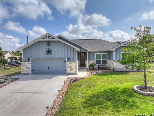 1720 ROCKY RIDGE LOOP Canyon Lake, TX 78133