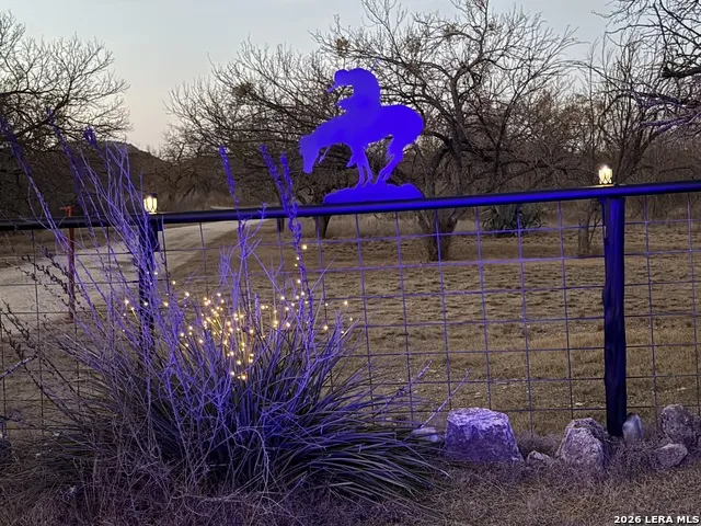 1559 County Road 414 Uvalde, TX 78801