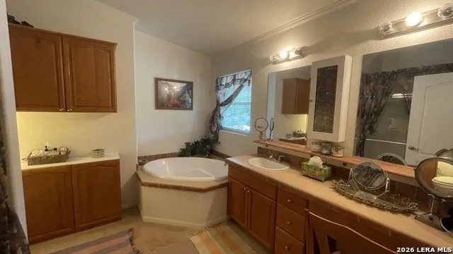 1559 County Road 414 Uvalde, TX 78801