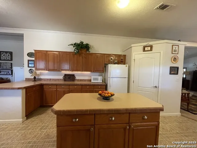 1559 County Road 414 Uvalde, TX 78801