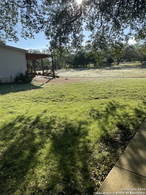 1559 County Road 414 Uvalde, TX 78801