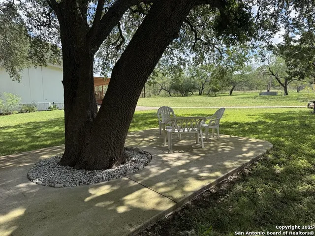 1559 County Road 414 Uvalde, TX 78801