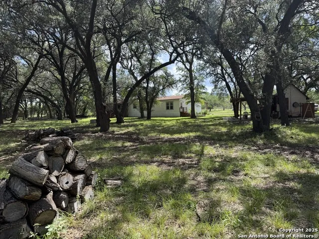 1559 County Road 414 Uvalde, TX 78801