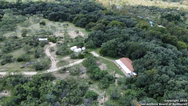 1559 County Road 414 Uvalde, TX 78801