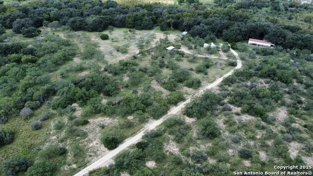 1559 County Road 414 Uvalde, TX 78801