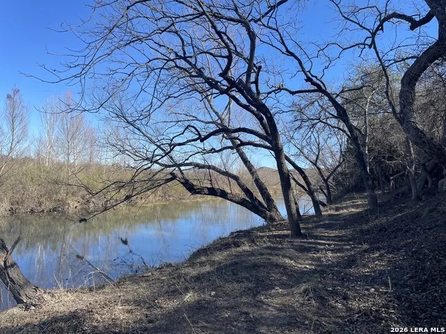 1559 County Road 414 Uvalde, TX 78801