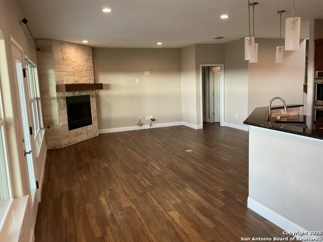 1524 freshwater Bulverde, TX 78163