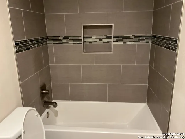 1524 freshwater Bulverde, TX 78163