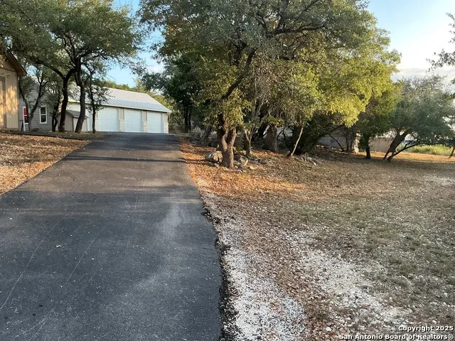 1524 freshwater Bulverde, TX 78163