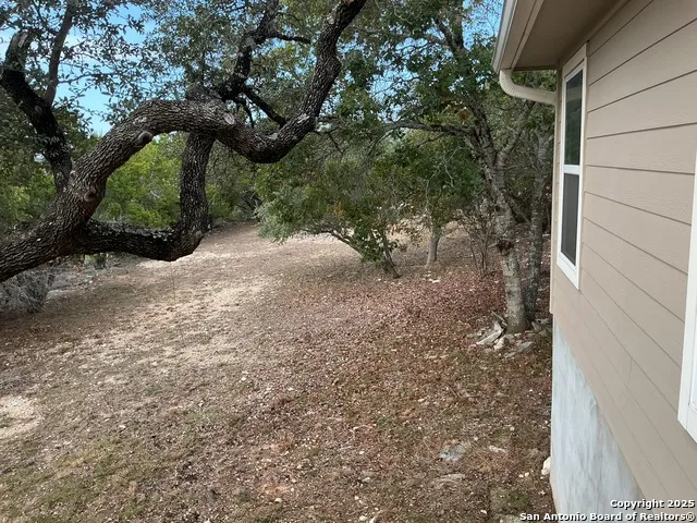 1524 freshwater Bulverde, TX 78163