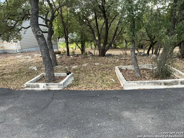 1524 freshwater Bulverde, TX 78163