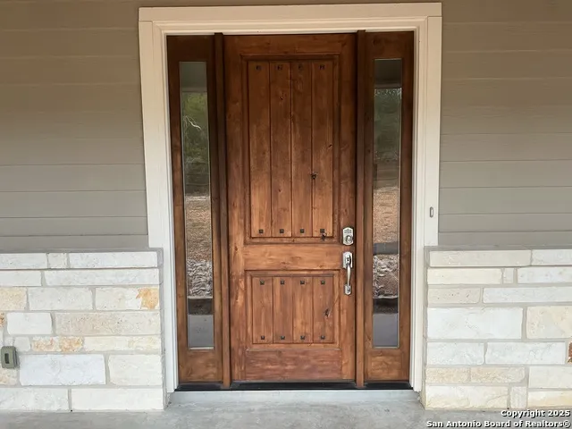 1524 freshwater Bulverde, TX 78163