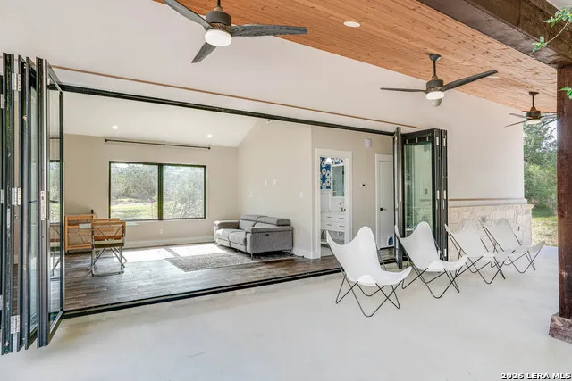 316 Prairie Tea Ln Canyon Lake, TX 78133