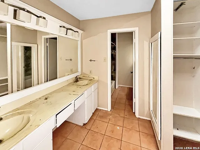 8519 Echo Creek Ln San Antonio, TX 78240