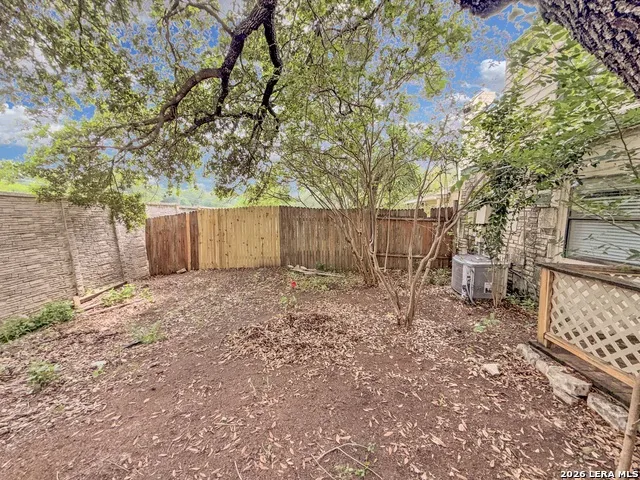 8519 Echo Creek Ln San Antonio, TX 78240
