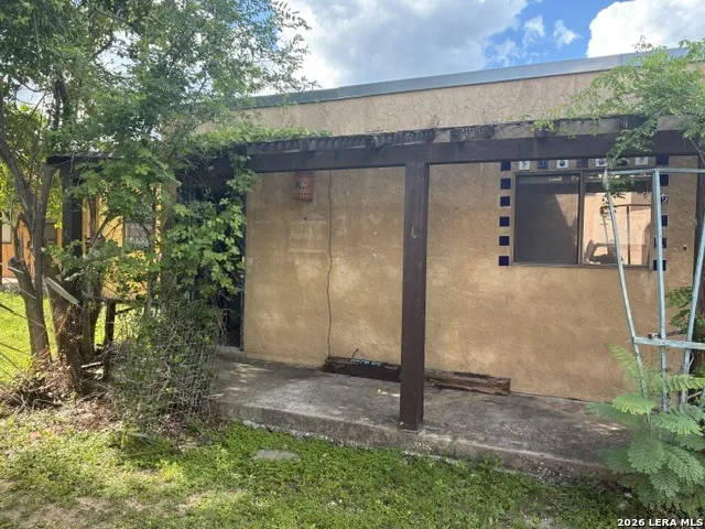 135 Avenida Juarez Brackettville, TX 78832