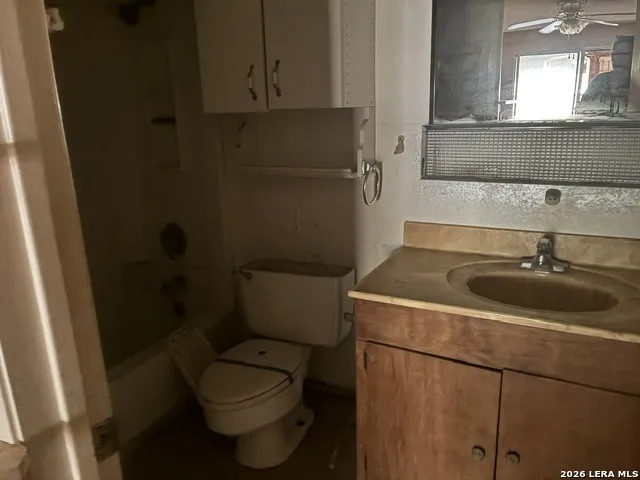 135 Avenida Juarez Brackettville, TX 78832