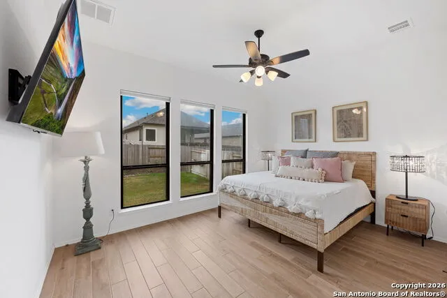655 VIREOS ST New Braunfels, TX 78132