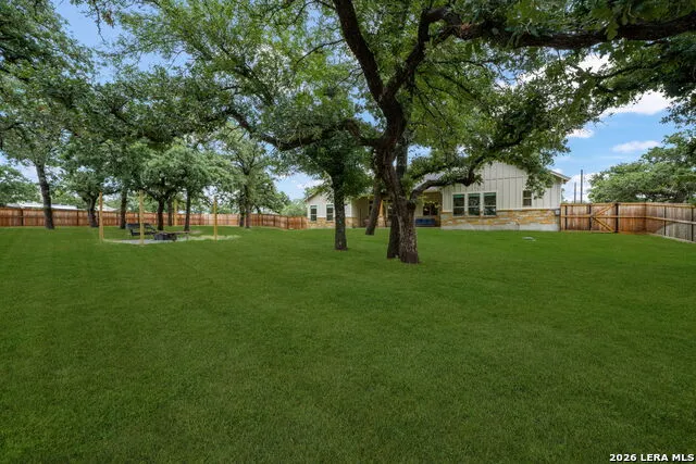 113 Hondo Vista La Vernia, TX 78121
