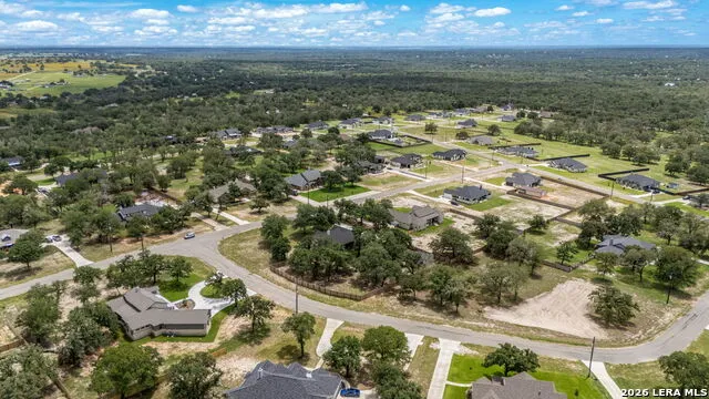 113 Hondo Vista La Vernia, TX 78121
