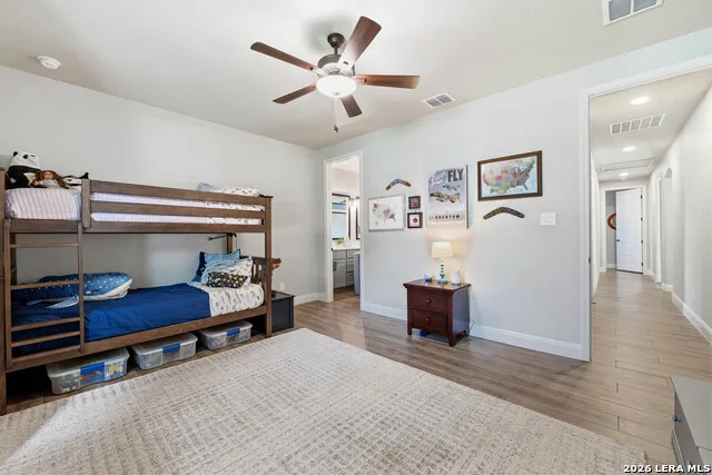 125 TRANQUILITY DR La Vernia, TX 78121