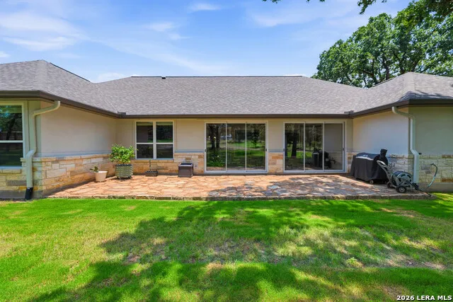 125 TRANQUILITY DR La Vernia, TX 78121
