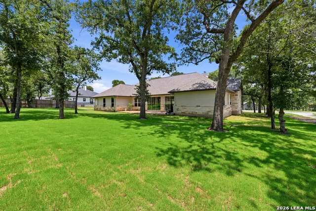 125 TRANQUILITY DR La Vernia, TX 78121