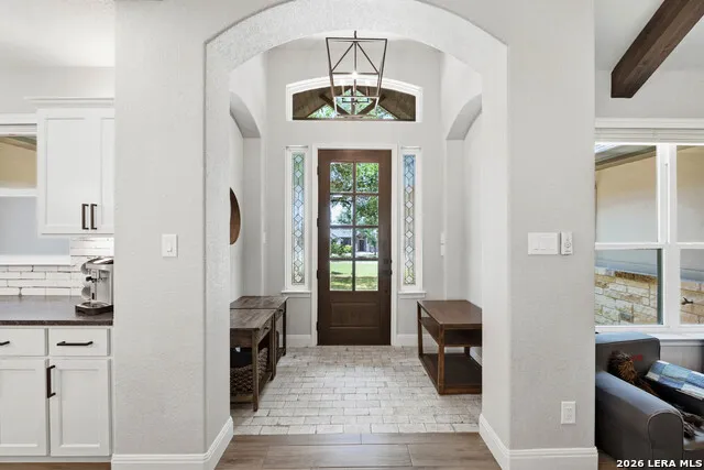 125 TRANQUILITY DR La Vernia, TX 78121
