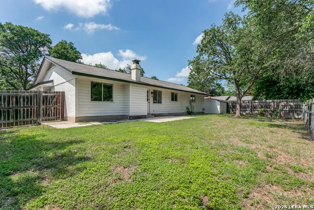 108 PATRICK HENRY DR Schertz, TX 78154