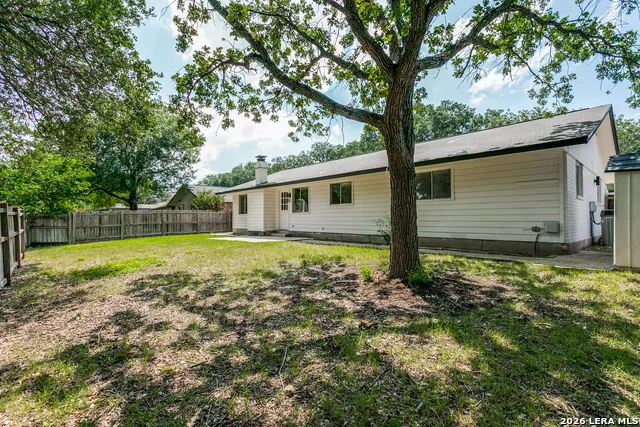 108 PATRICK HENRY DR Schertz, TX 78154