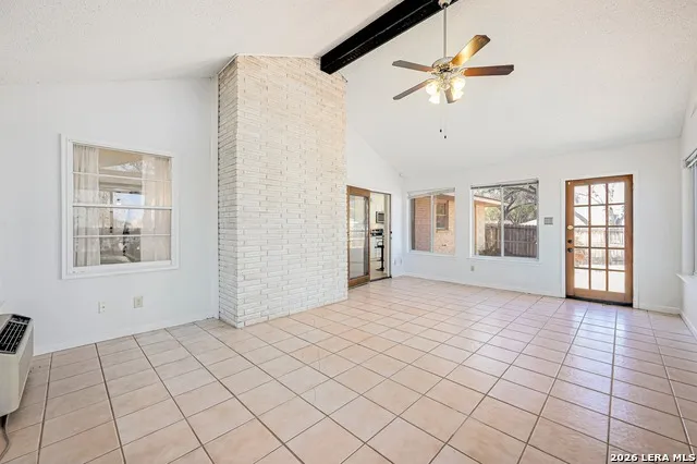 5801 Windvale Drive Windcrest, TX 78239