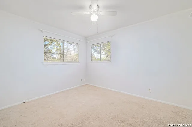 5801 Windvale Drive Windcrest, TX 78239