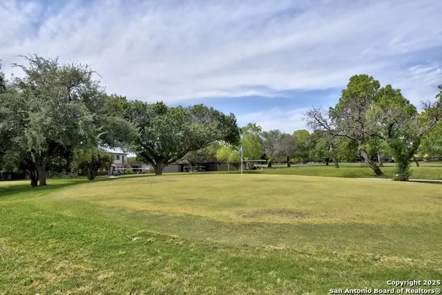 5801 Windvale Drive Windcrest, TX 78239