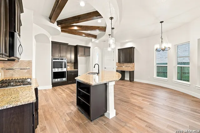 3587 King Ter Bulverde, TX 78163