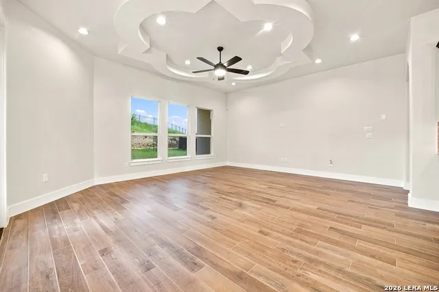 3587 King Ter Bulverde, TX 78163