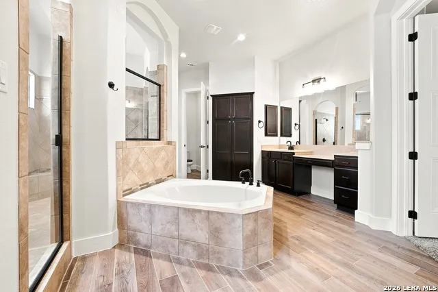 3587 King Ter Bulverde, TX 78163