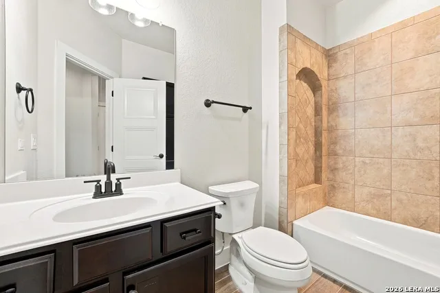 3587 King Ter Bulverde, TX 78163