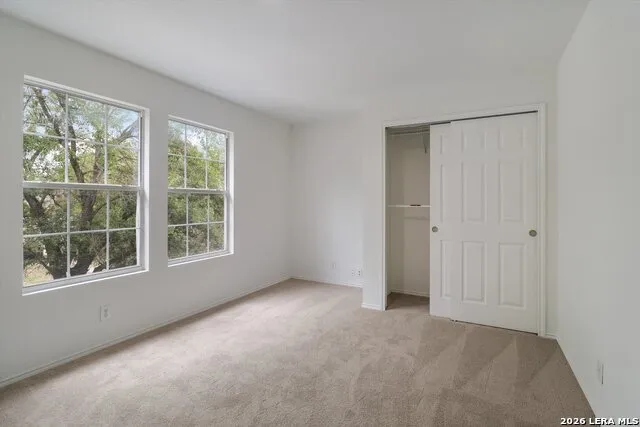 7827 Oakdale Park San Antonio, TX 78254