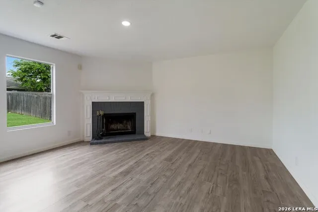 7827 Oakdale Park San Antonio, TX 78254