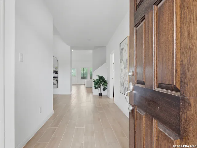 132 RENO TRL Floresville, TX 78114