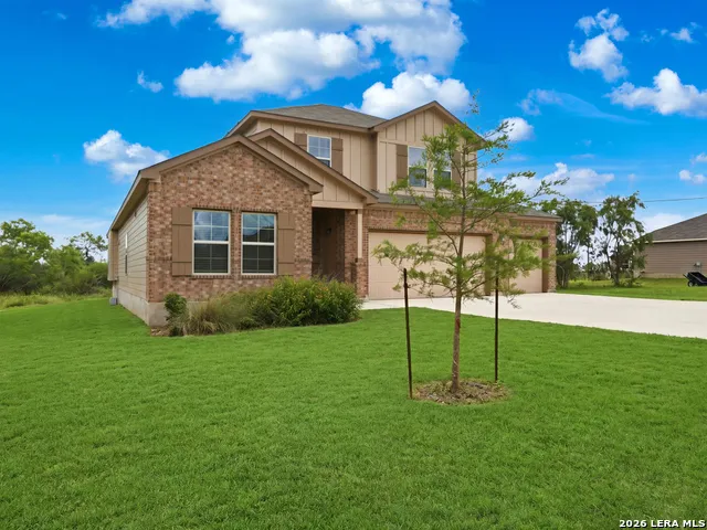 132 RENO TRL Floresville, TX 78114