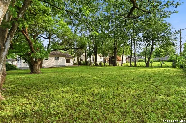 303 AERO AVE Schertz, TX 78154