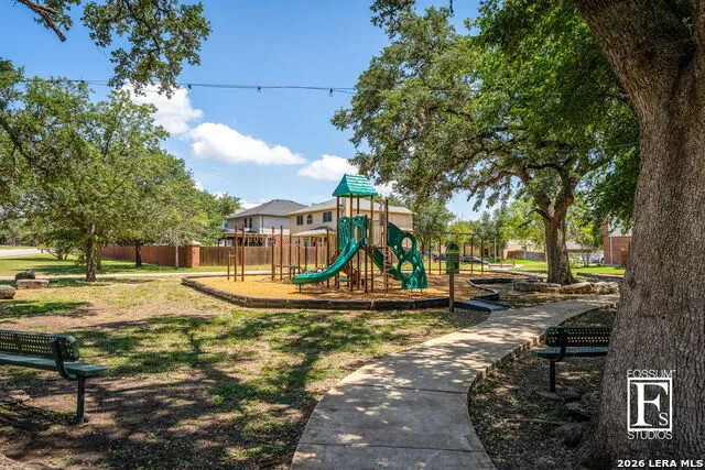 544 Foxford Run Schertz, TX 78108