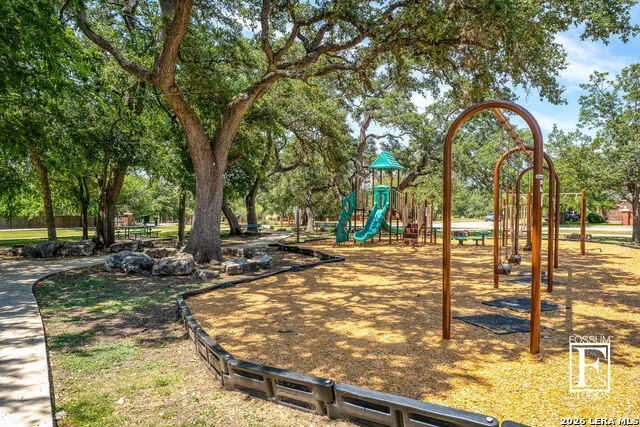 544 Foxford Run Schertz, TX 78108