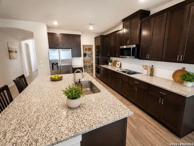 160 Sambar Main Schertz, TX 78108